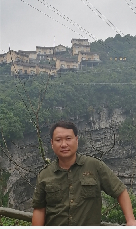 迷彩人生的第一张照片--来宾上门女婿服务网